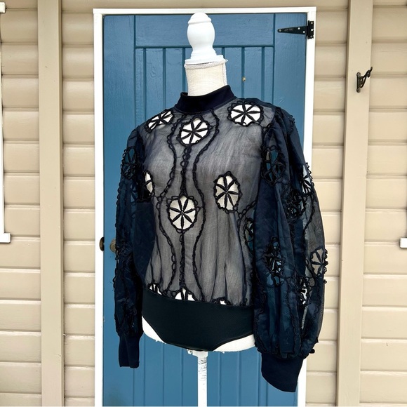 Boutique Uptown Bombshell Cut Out Crochet
Bodysuit Top Women’s Size L - Picture 2 of 9